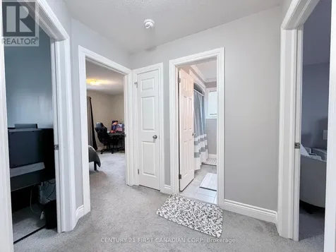 9 Barrett Crescent St. Thomas ON N5R 6M1