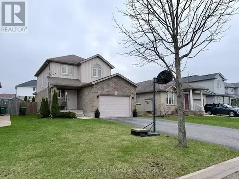 9 Barrett Crescent St. Thomas ON N5R 6M1