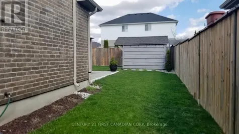 9 Barrett Crescent St. Thomas ON N5R 6M1