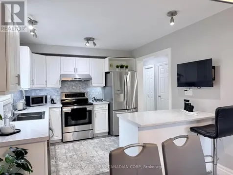 9 Barrett Crescent St. Thomas ON N5R 6M1