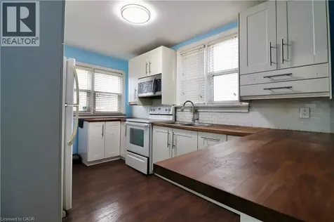 80 Roseview Avenue Cambridge ON N1R 4A7