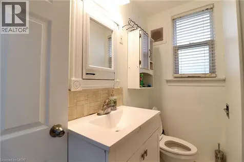 80 Roseview Avenue Cambridge ON N1R 4A7