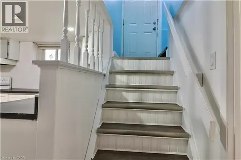 80 Roseview Avenue Cambridge ON N1R 4A7