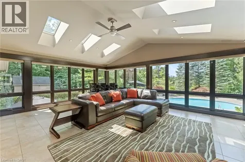 25 Sunset Drive Simcoe ON N3Y 4G2