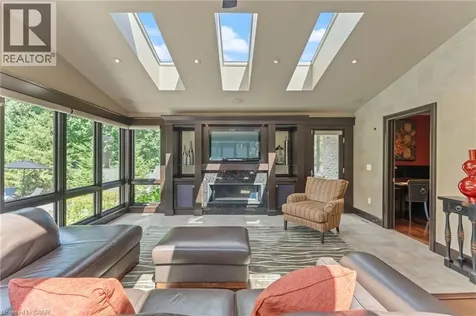 25 Sunset Drive Simcoe ON N3Y 4G2