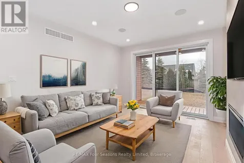 1 Boynton Court Blue Mountains ON N0H 2P0