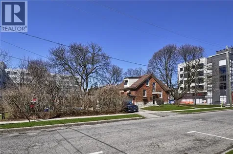 285 Albert Street Waterloo ON N2L 3T9