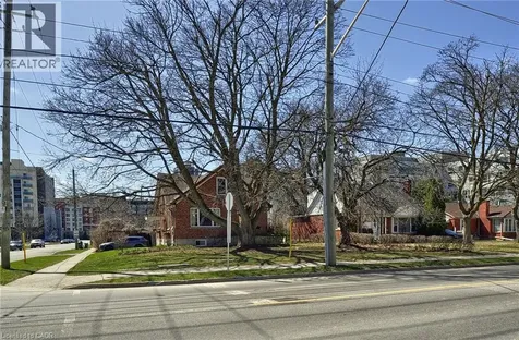 285 Albert Street Waterloo ON N2L 3T9