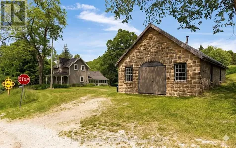 8997 County Road 9 Clearview ON L0M 1G0