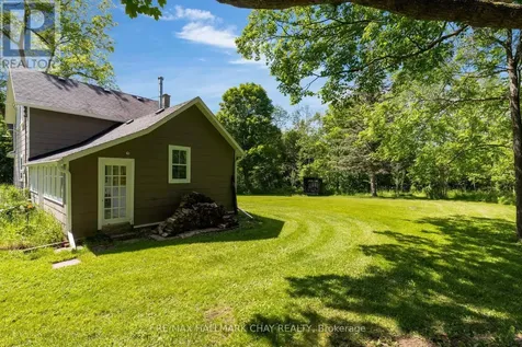 8997 County Road 9 Clearview ON L0M 1G0