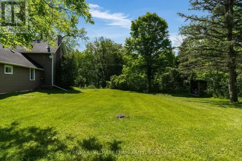 8997 County Road 9 Clearview ON L0M 1G0