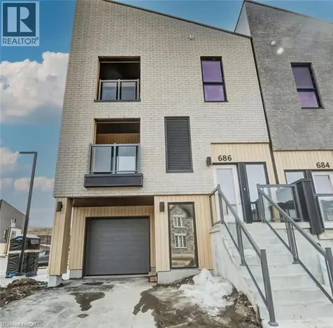 686 Benninger Drive Kitchener ON N2E 0H8