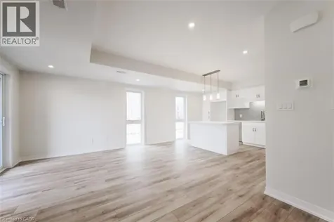 686 Benninger Drive Kitchener ON N2E 0H8