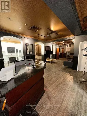 151 Rideau Street Ottawa ON K1N 5X4