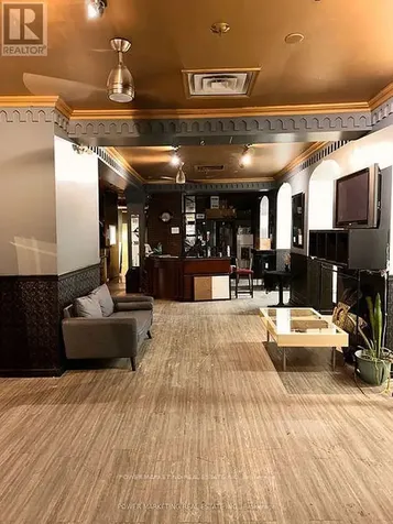 151 Rideau Street Ottawa ON K1N 5X4