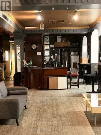 151 Rideau Street Ottawa ON K1N 5X4