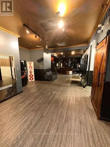 151 Rideau Street Ottawa ON K1N 5X4