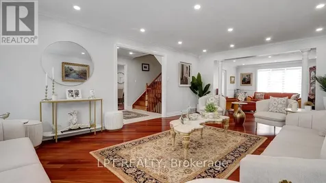 624 Pleasant Park Road Ottawa ON K1H 5N5