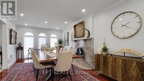 624 Pleasant Park Road Ottawa ON K1H 5N5