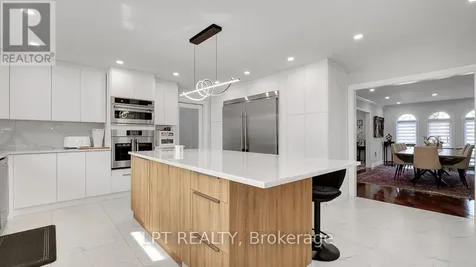 624 Pleasant Park Road Ottawa ON K1H 5N5