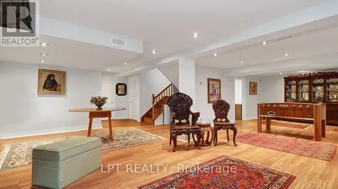 624 Pleasant Park Road Ottawa ON K1H 5N5
