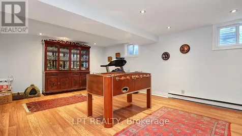 624 Pleasant Park Road Ottawa ON K1H 5N5