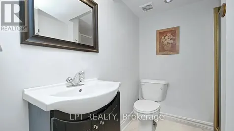 624 Pleasant Park Road Ottawa ON K1H 5N5