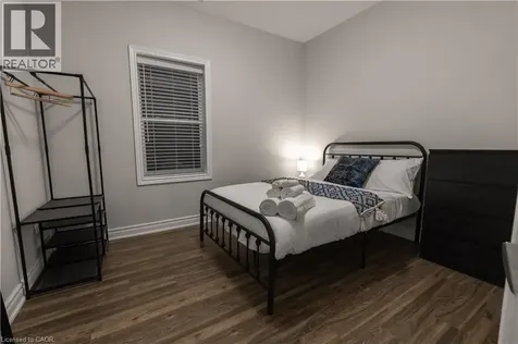 106 Spadina Avenue Hamilton ON L8M 2X3