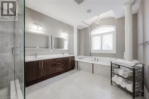 4072 Highland Park Drive Beamsville ON L3J 0M3