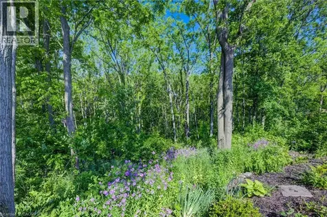 4072 Highland Park Drive Beamsville ON L3J 0M3