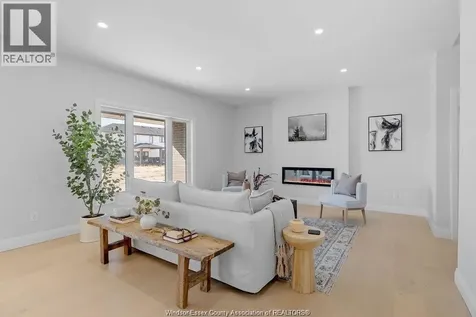 8032 Meo Boulevard Lasalle ON N9H 1H3
