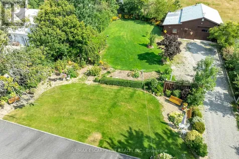 609 Green Mountain Road East Hamilton ON L8J 2Z7