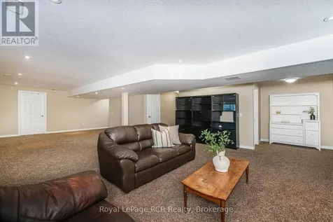 760 16th Street Hanover ON N4N 3W8