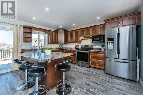 760 16th Street Hanover ON N4N 3W8