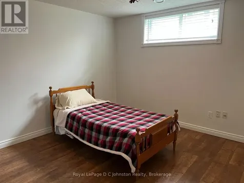 477 Buckby Lane Saugeen Shores ON N0H 2C1