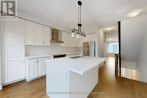 215 Salterton Circle Vaughan ON L6A 4Z2