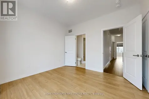 215 Salterton Circle Vaughan ON L6A 4Z2