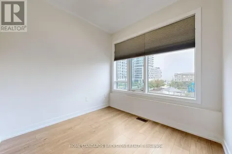 215 Salterton Circle Vaughan ON L6A 4Z2