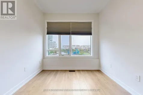 215 Salterton Circle Vaughan ON L6A 4Z2