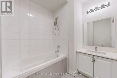 215 Salterton Circle Vaughan ON L6A 4Z2