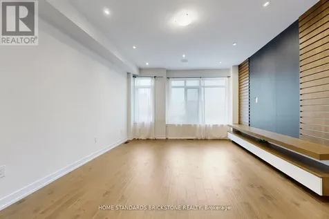 215 Salterton Circle Vaughan ON L6A 4Z2