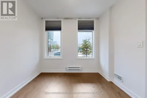 215 Salterton Circle Vaughan ON L6A 4Z2