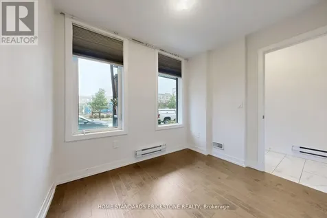 215 Salterton Circle Vaughan ON L6A 4Z2