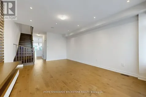 215 Salterton Circle Vaughan ON L6A 4Z2