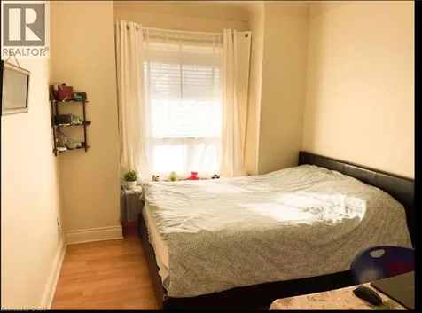 126 Gibson Avenue Hamilton ON L8L 6J8