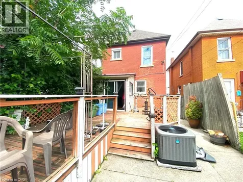 126 Gibson Avenue Hamilton ON L8L 6J8