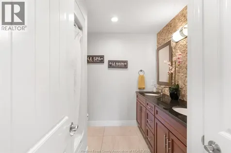 11933 Maisonneuve Street Tecumseh ON N8N 1R2