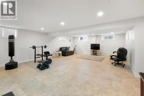 11933 Maisonneuve Street Tecumseh ON N8N 1R2