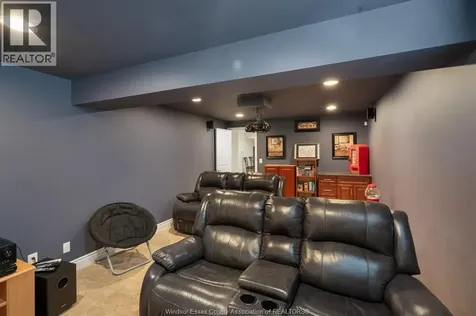 11933 Maisonneuve Street Tecumseh ON N8N 1R2