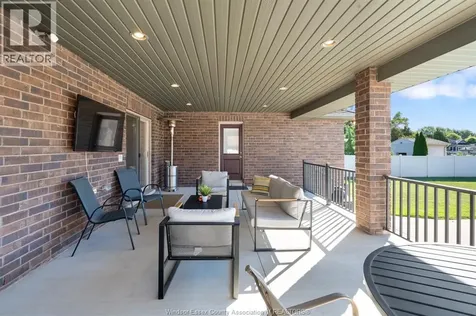 11933 Maisonneuve Street Tecumseh ON N8N 1R2